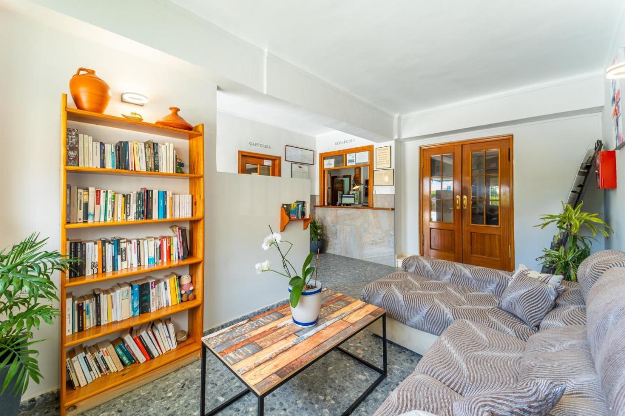 Hostal Miramar Los Canos De Meca Kültér fotó