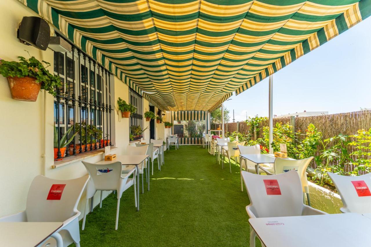 Hostal Miramar Los Canos De Meca Kültér fotó