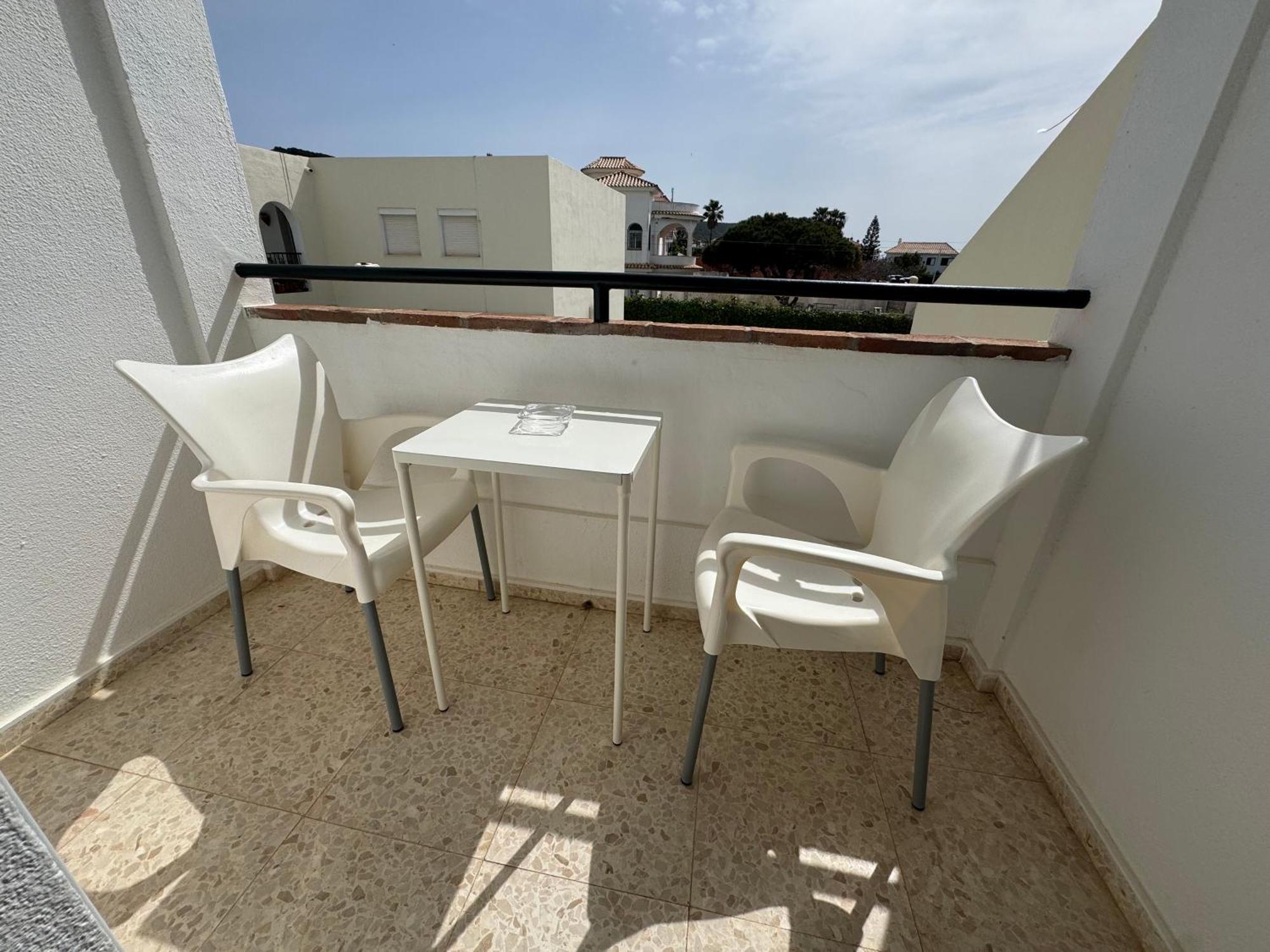 Hostal Miramar Los Canos De Meca Kültér fotó